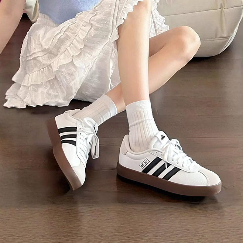 adidas  White Black Suede Toe  - đánh giá và giá Adidas Shoes Samba